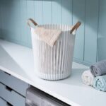 از منصف لند