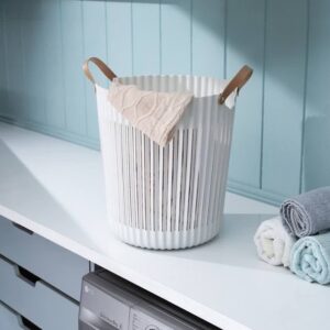 از منصف لند